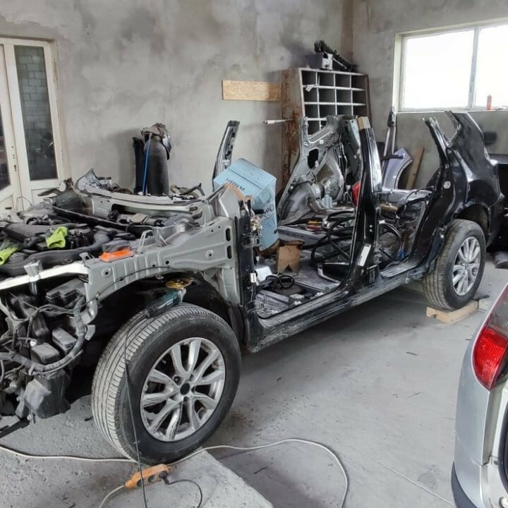 Автомобільний сервіс "Фарбуємо з нами"